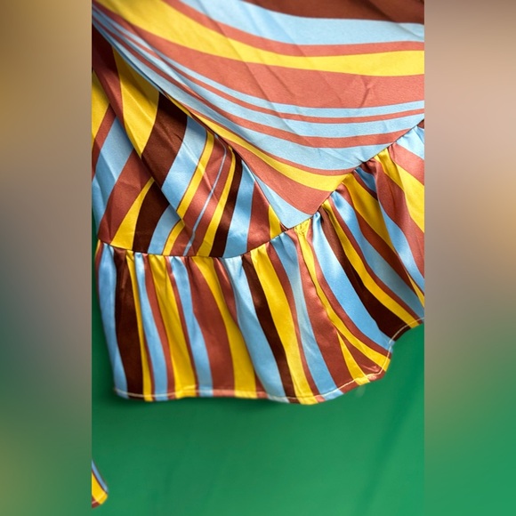 Hyfve Swirl Print Romper Off the Shoulder Size Small - Picture 4 of 10